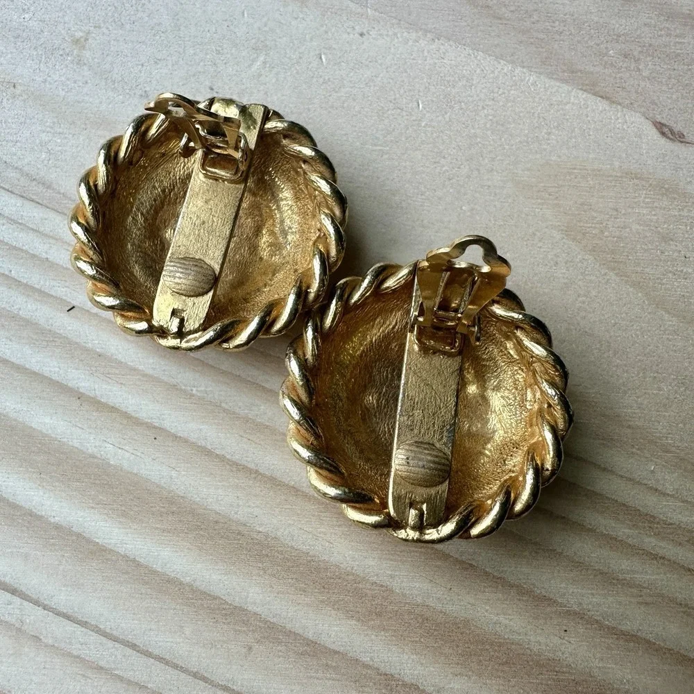 Fashion Jewelry statement some